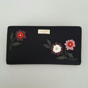 Nwt Kate Spade Laurel Way Embossed Stacy wallet